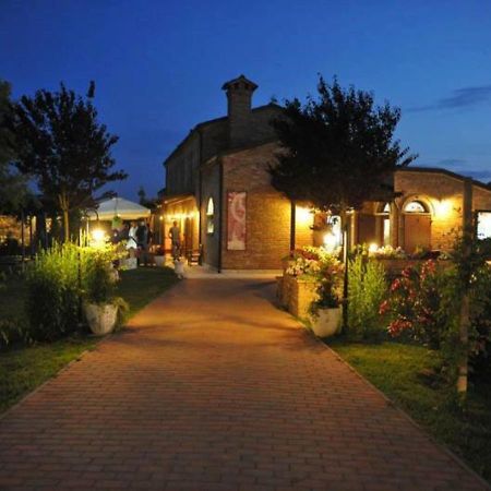 Agriturismo Alla Strozza Voghenza Eksteriør billede