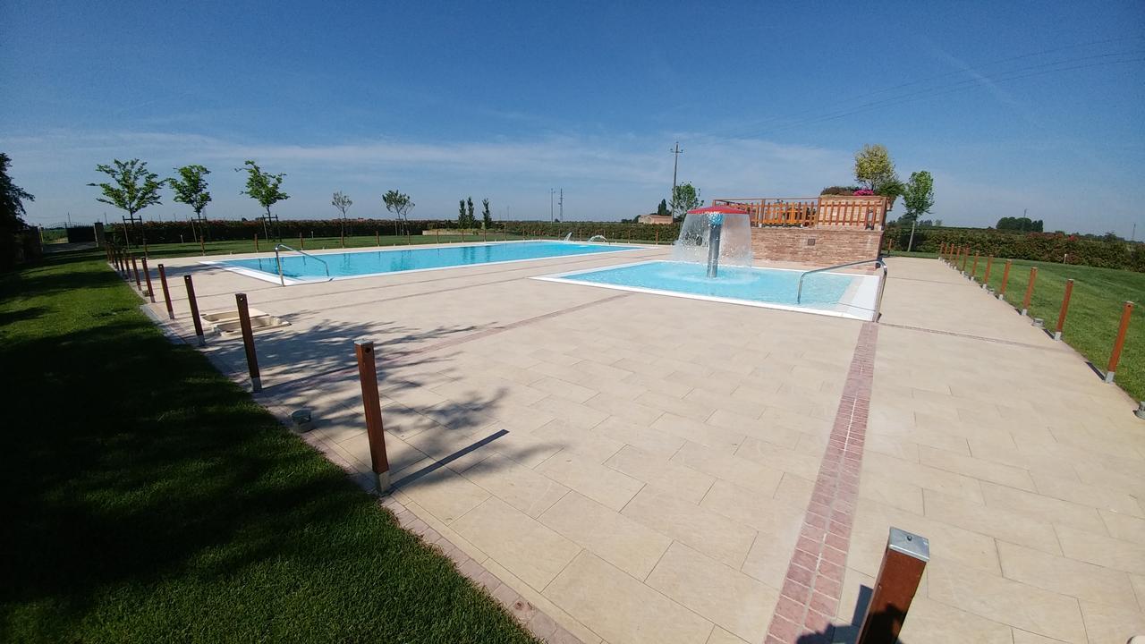 Agriturismo Alla Strozza Voghenza Eksteriør billede